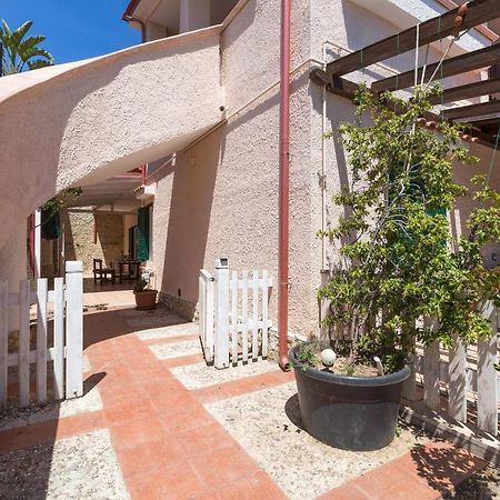 Ferienwohnung Il Bacio Del Sole By Barbarhouse Vieste Exterior foto
