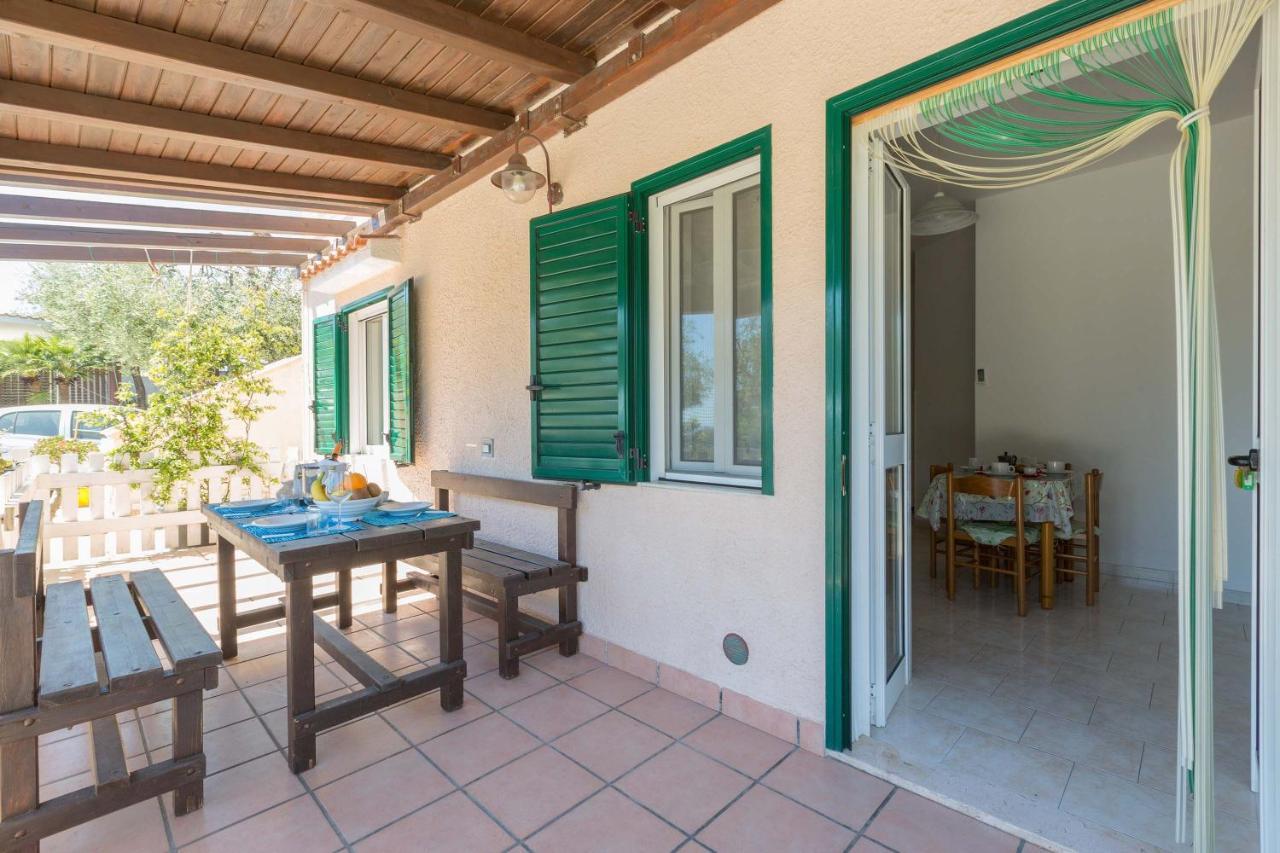 Ferienwohnung Il Bacio Del Sole By Barbarhouse Vieste Exterior foto